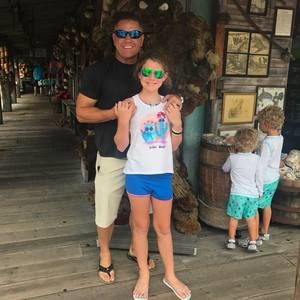 Meet your Posher, Larry